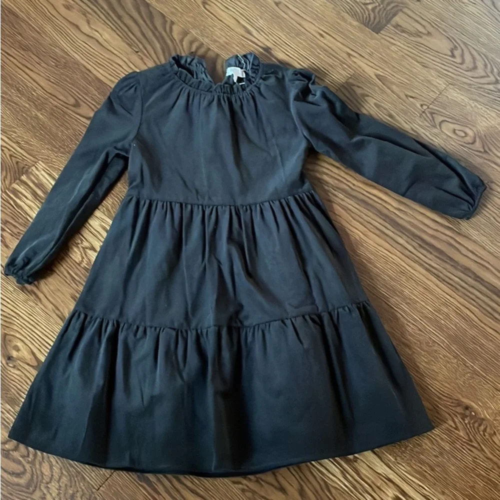 Girls Beautiful Black Dress - Picture 1 of 3